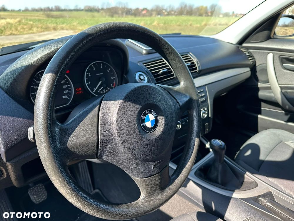 BMW Seria 1 118i Edition Lifestyle - 16