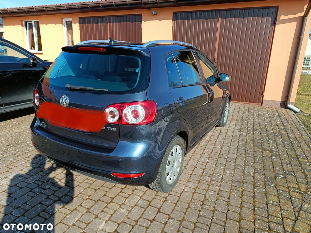 Volkswagen Golf 2.0 TDI DPF MATCH - 9