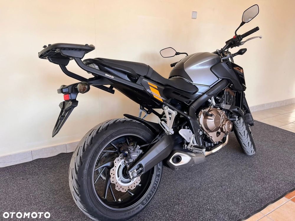 Honda CB - 5