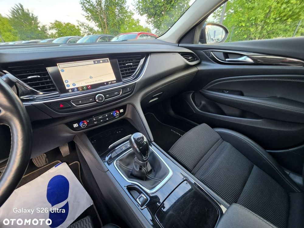 Opel Insignia - 34