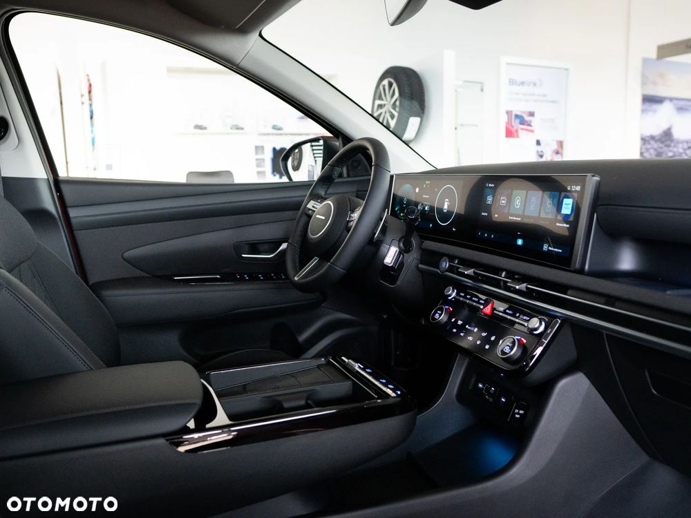 Hyundai Tucson 1.6 T-GDi HEV Executive 2WD - 29