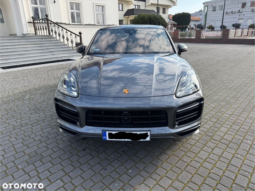 Porsche Cayenne Coupe GTS - 7