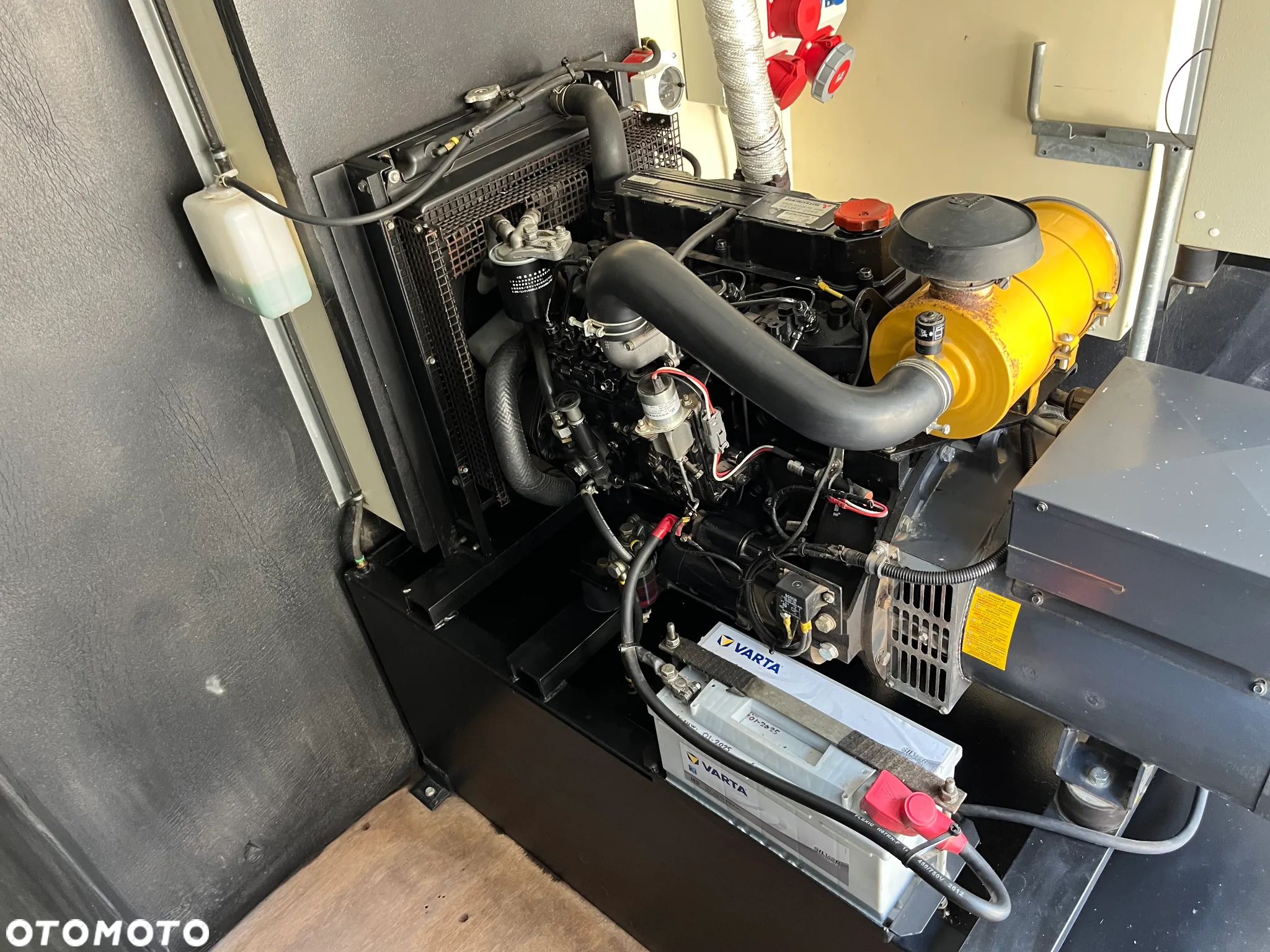 Agregat Prądotwórczy DE WIT MITSUBISHI Silent Cont. 85E 20 kVA 400V 1500 rpm 22763 netto - 15