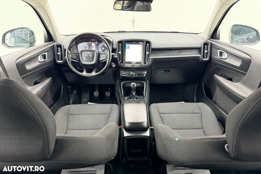 Volvo XC 40 T2 Momentum Core - 6