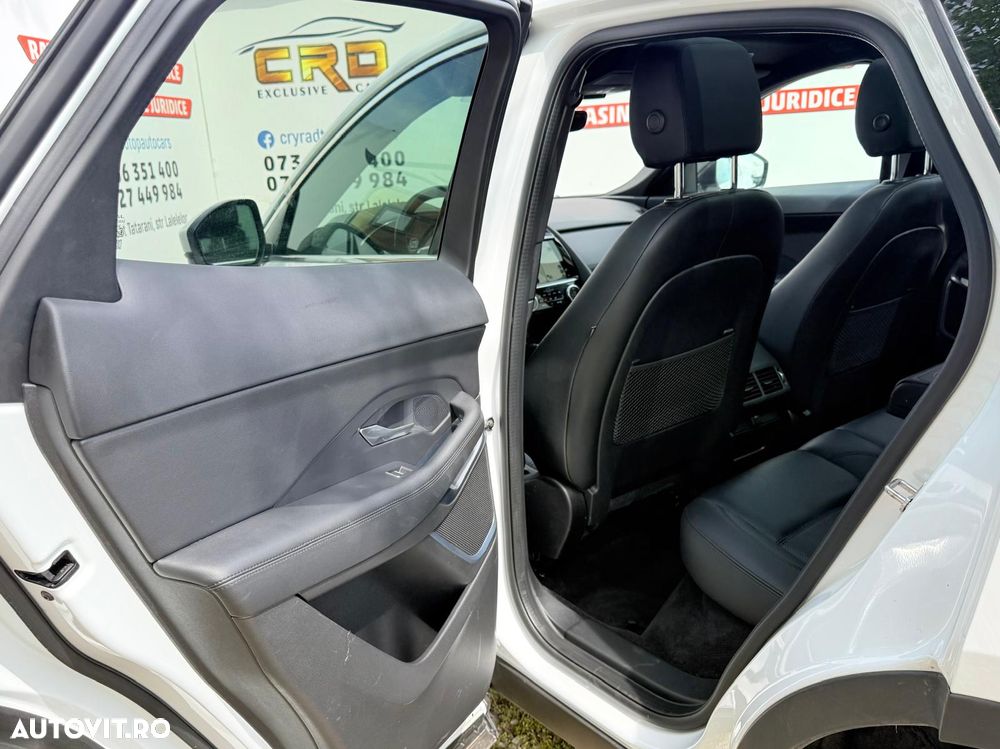 Jaguar E-Pace P250 AWD Aut. SE - 12