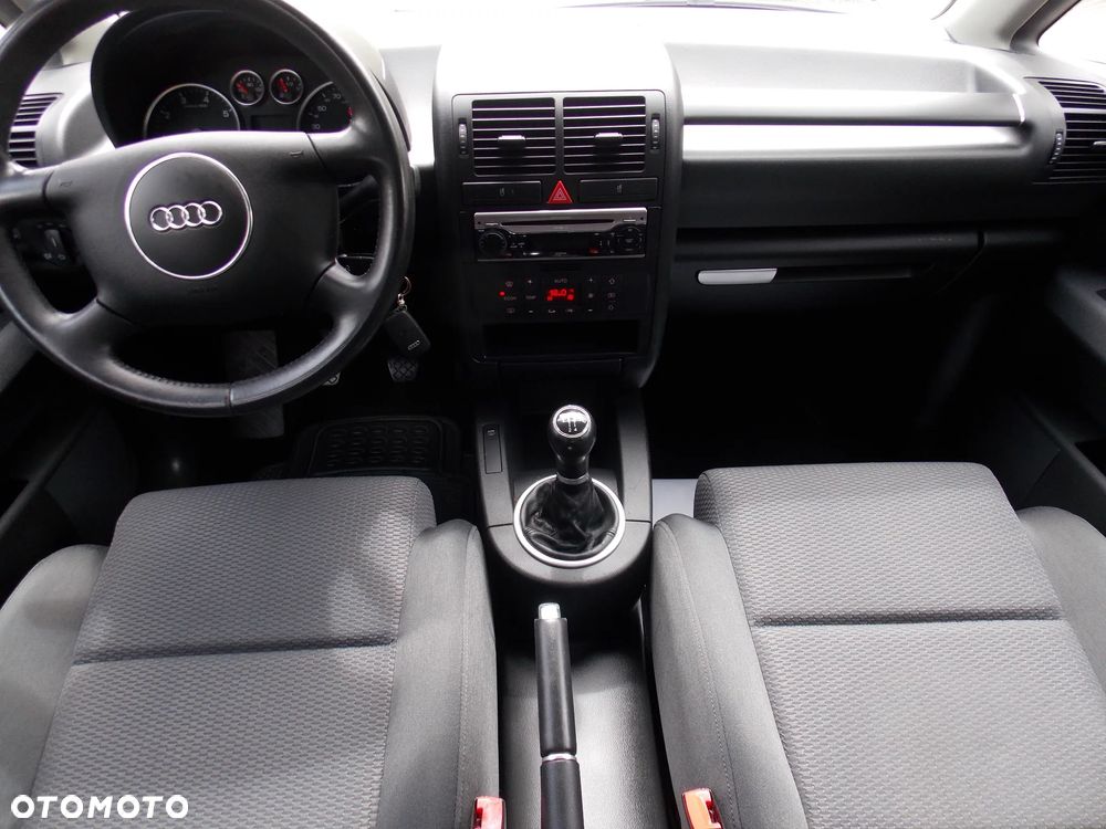 Audi A2 1.4 - 25