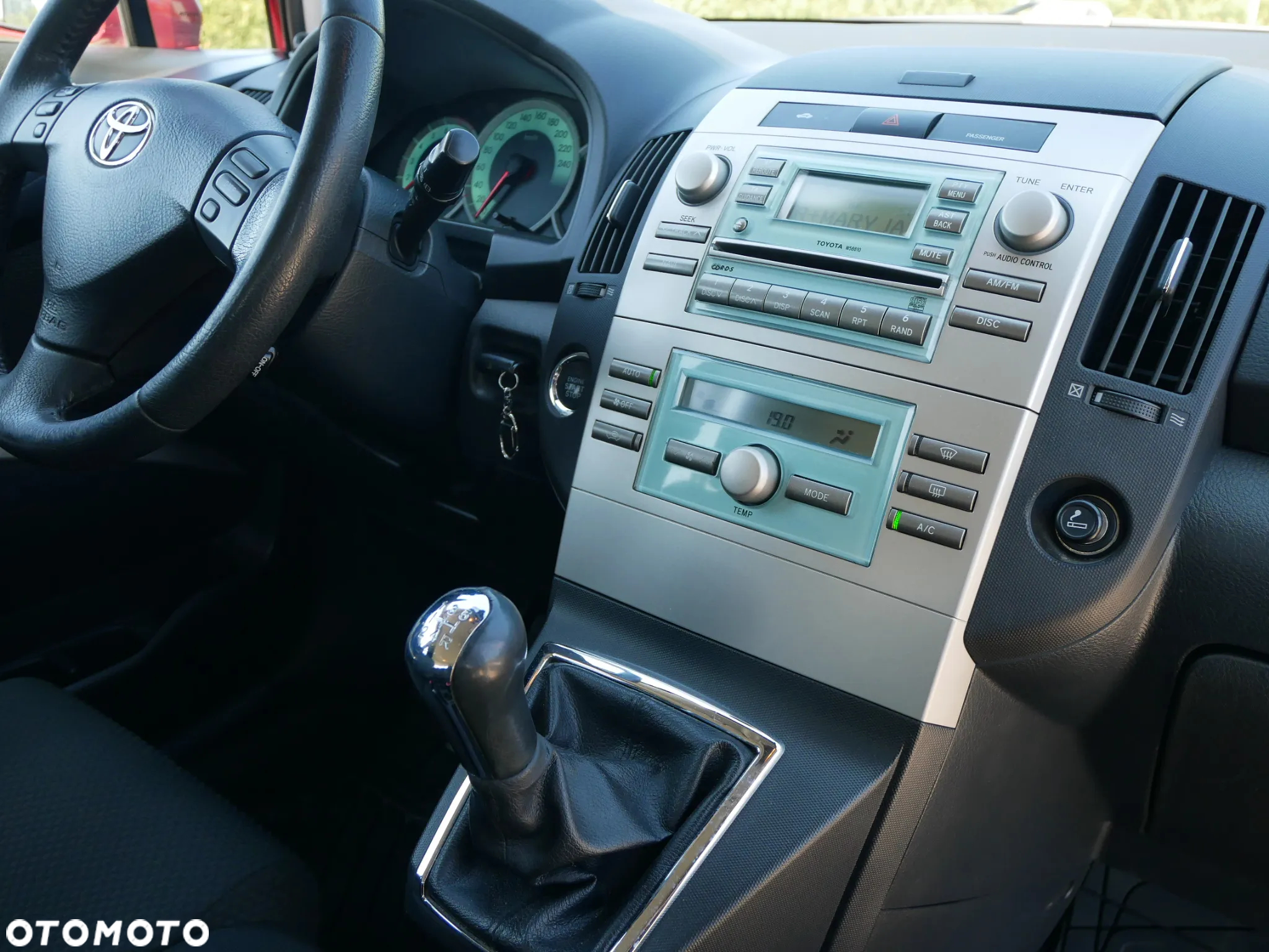 Toyota Corolla Verso - 22
