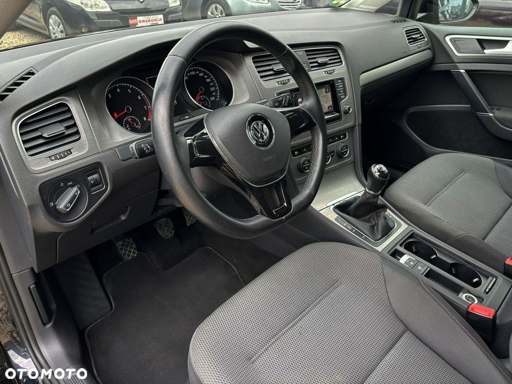 Volkswagen Golf 1.4 TSI BMT Comfortline - 12