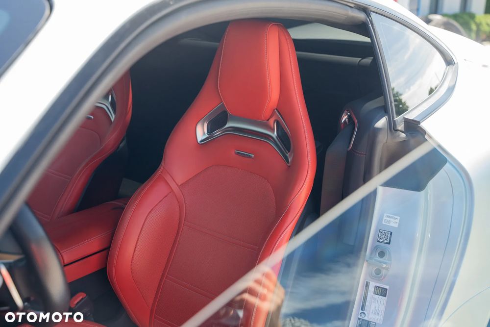 Mercedes-Benz AMG GT - 16