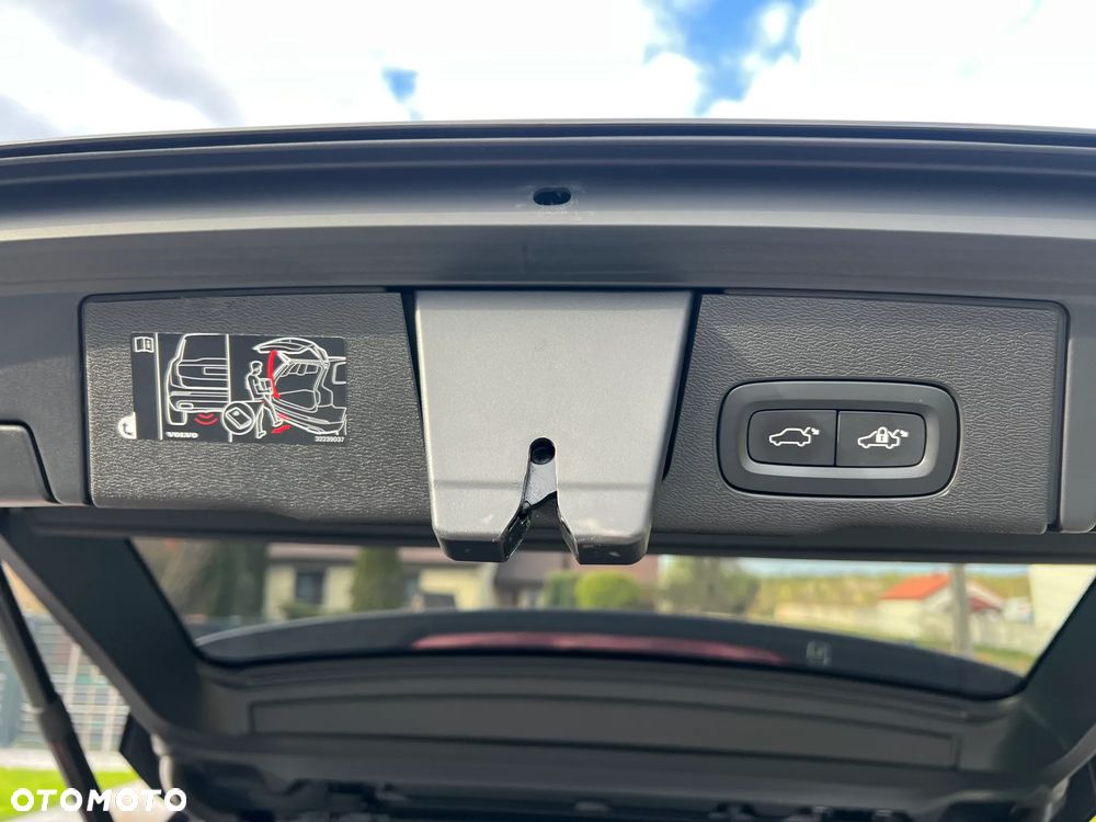 Volvo XC 60 B5 D AWD Geartronic RDesign - 31