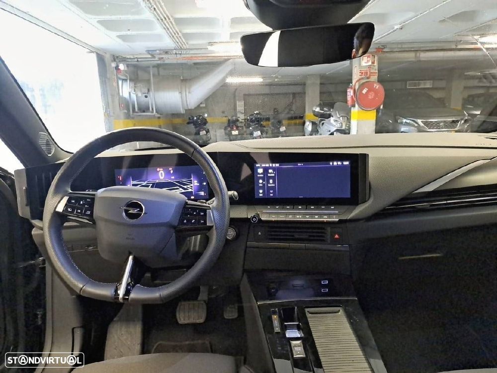 Opel Astra 1.2 T GS Aut. - 8