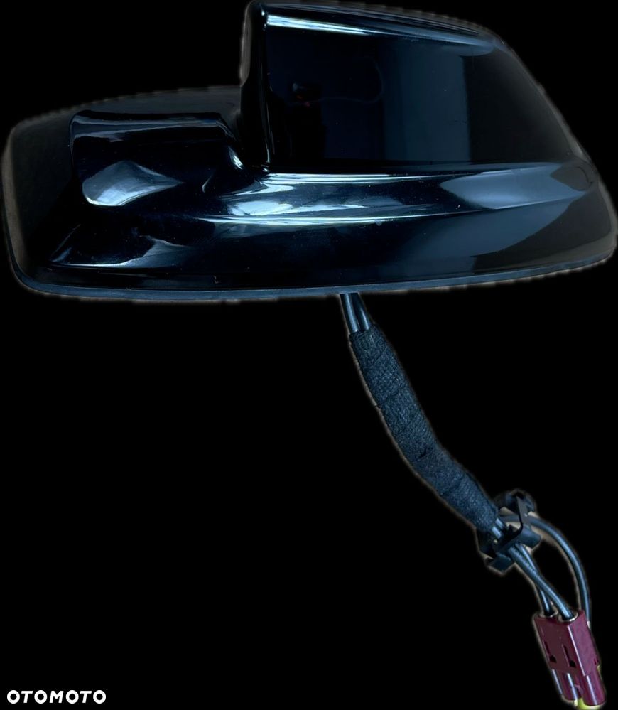 P8 GMC YUKON XL DENALI IV 2015 - ANTENA DACHOWA  REKIN 84346801 - 1