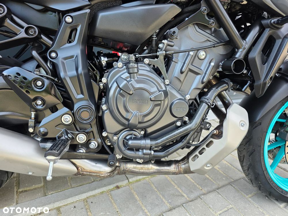 Yamaha MT - 24