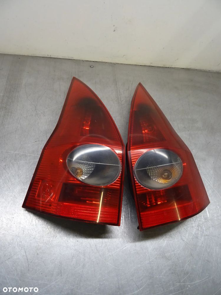 RENAULT MEGANE II KOMBI TED69 LAMPA TYLNA TYŁ PRAWA - 4