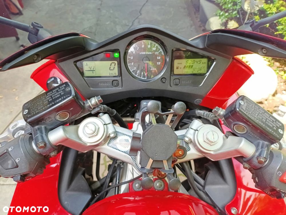 Honda VFR - 2
