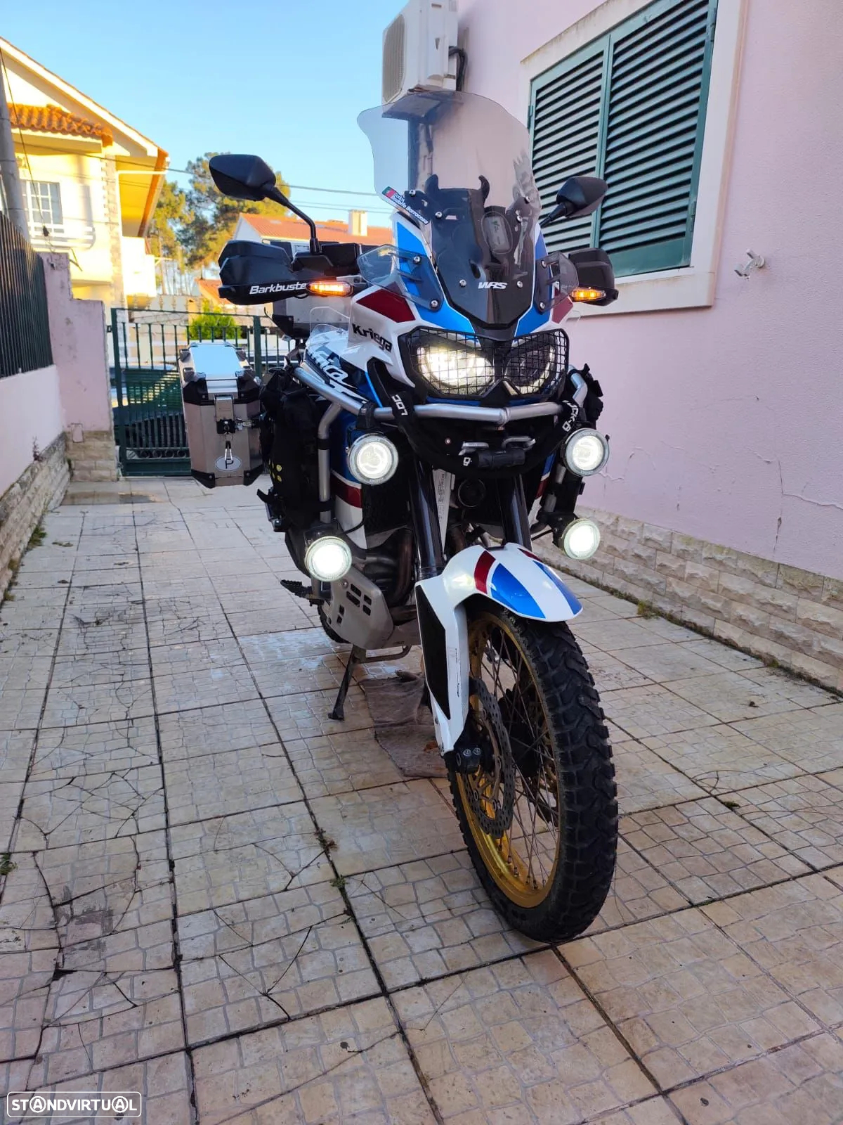 Honda Africa Twin Adventure Big tank - 3