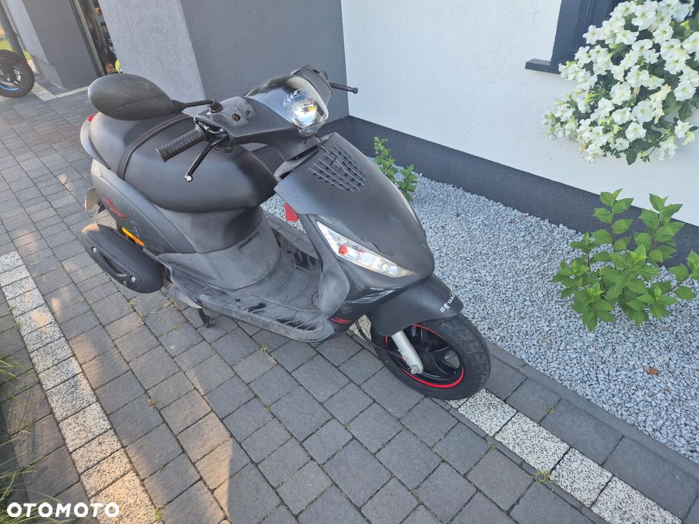 Piaggio ZIP - 8