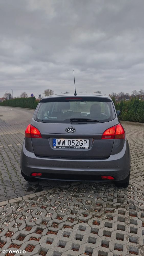 Kia Venga - 14