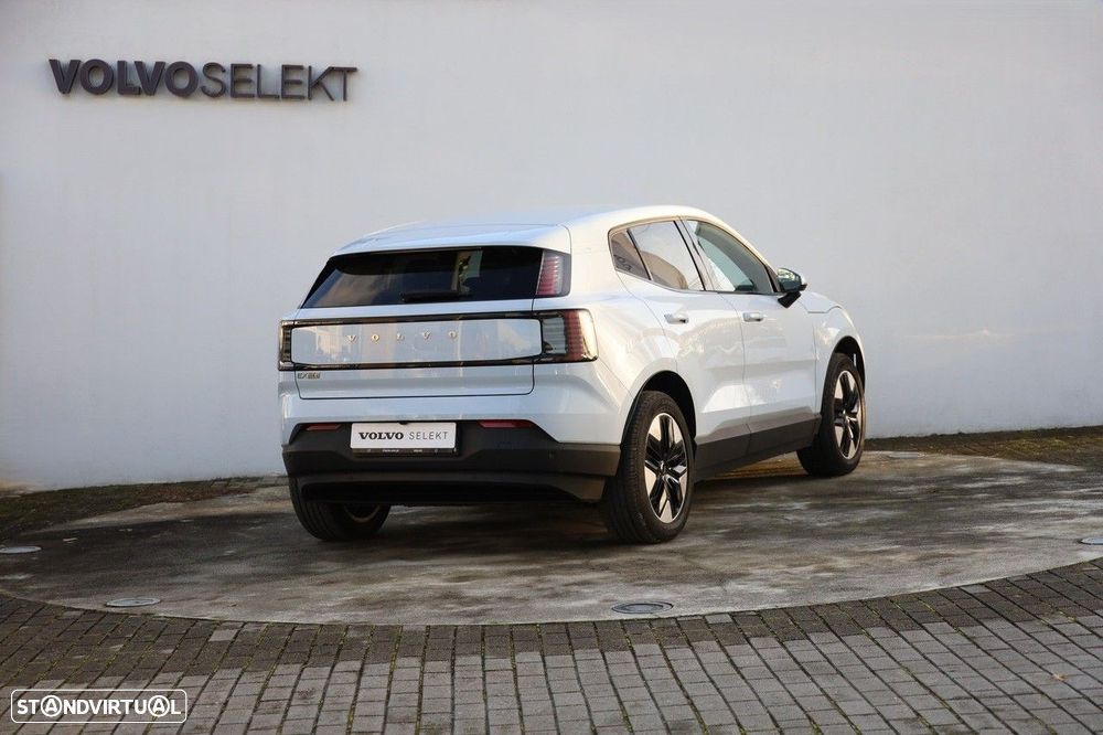 Volvo EX30 69 kWh Single Motor Extended Range Core - 2