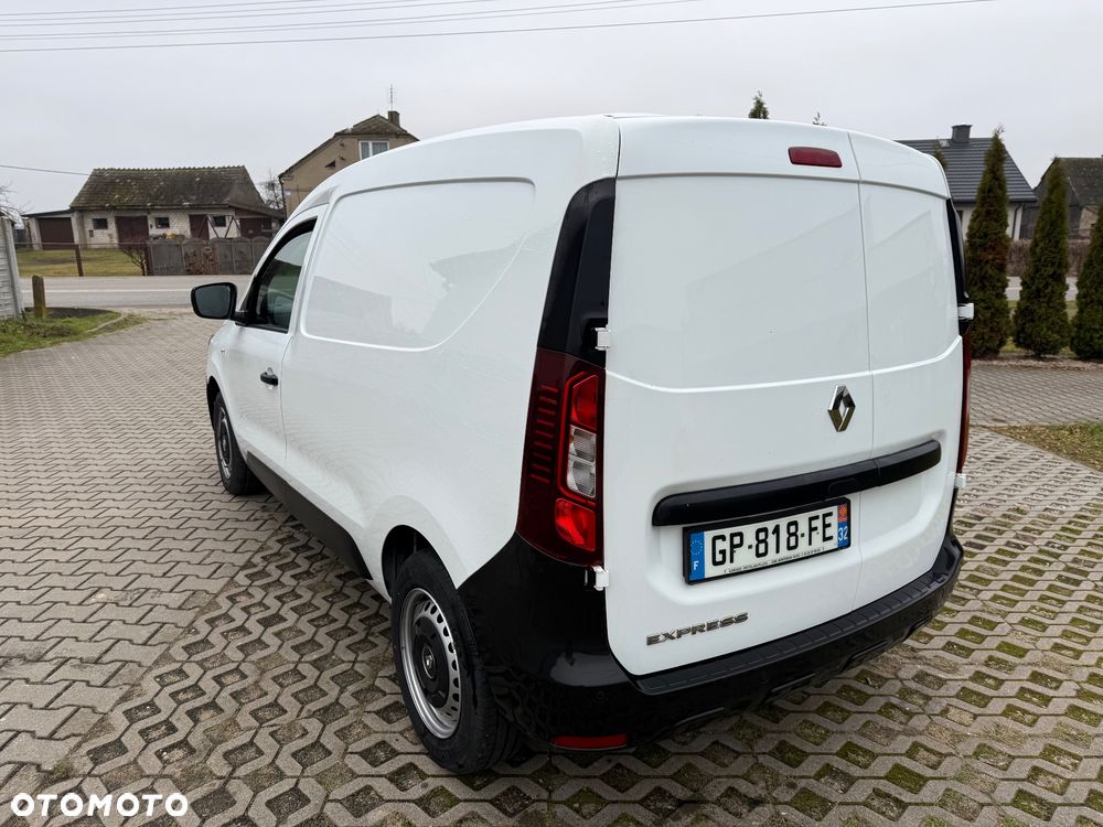 Renault Express - 5