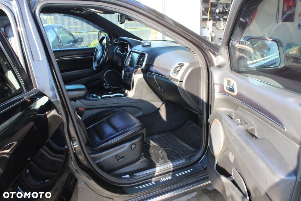 Jeep Grand Cherokee - 4