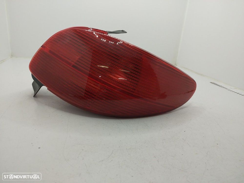 Farolim Stop Dto Peugeot 206 (2A/C) - 2
