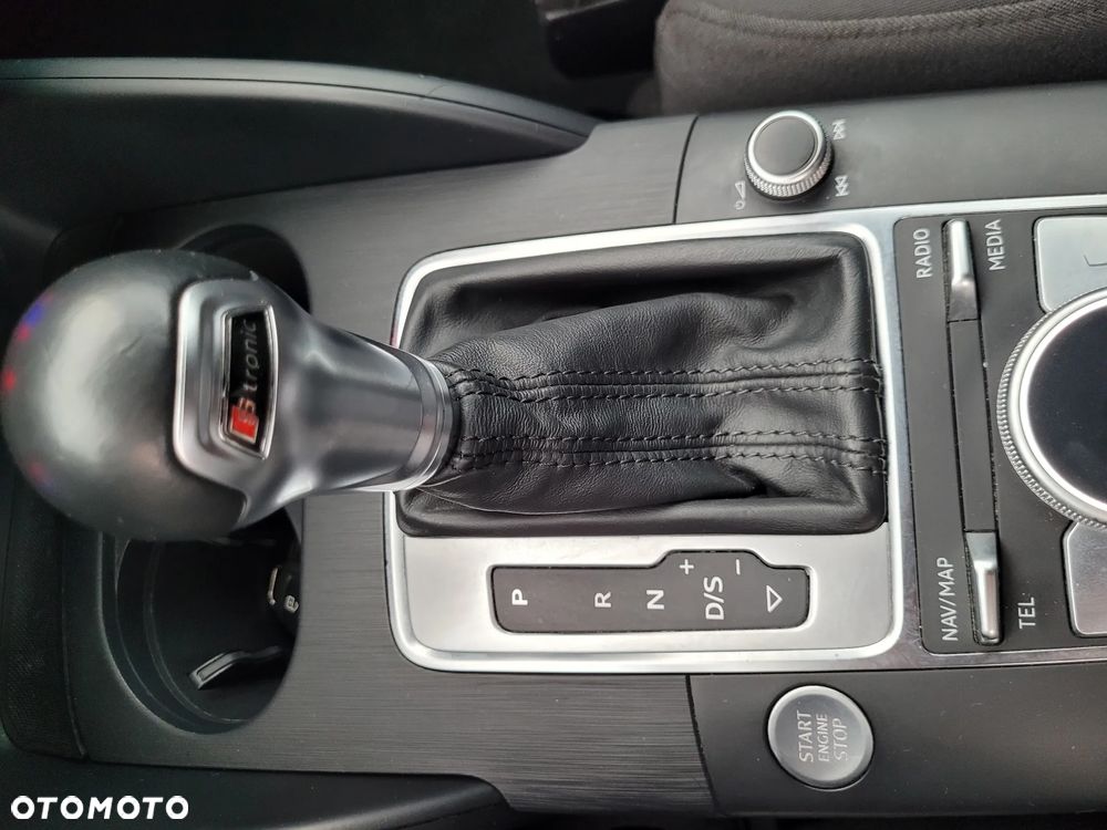 Audi A3 Limousine 30 TDI S tronic sport - 12
