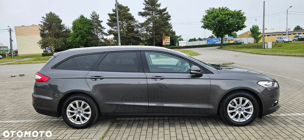 Ford Mondeo 2.0 EcoBlue Titanium - 22