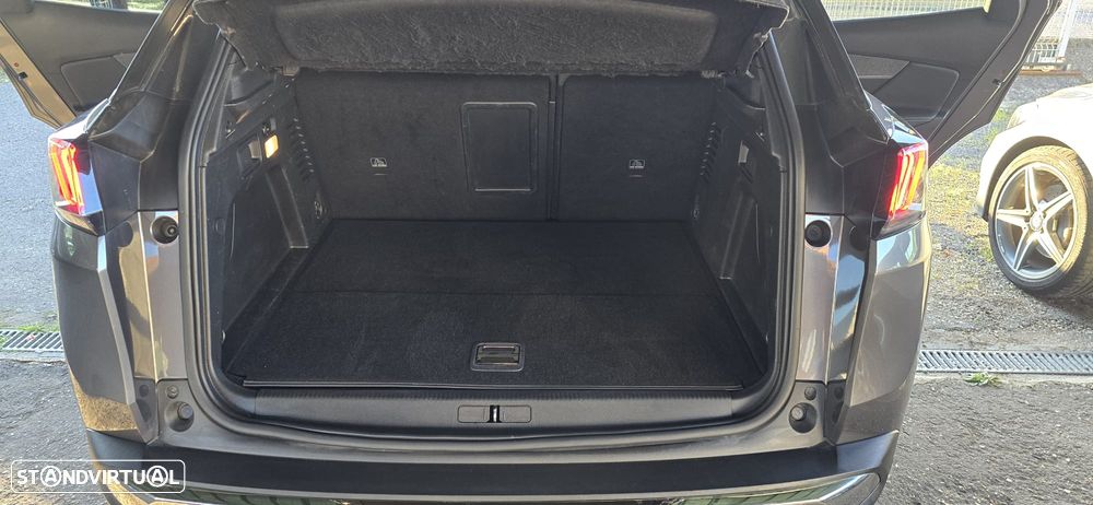 Peugeot 3008 1.6 Hybrid Allure Pack e-EAT8 - 34