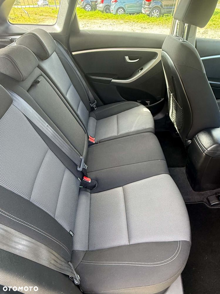 Hyundai i30 - 16