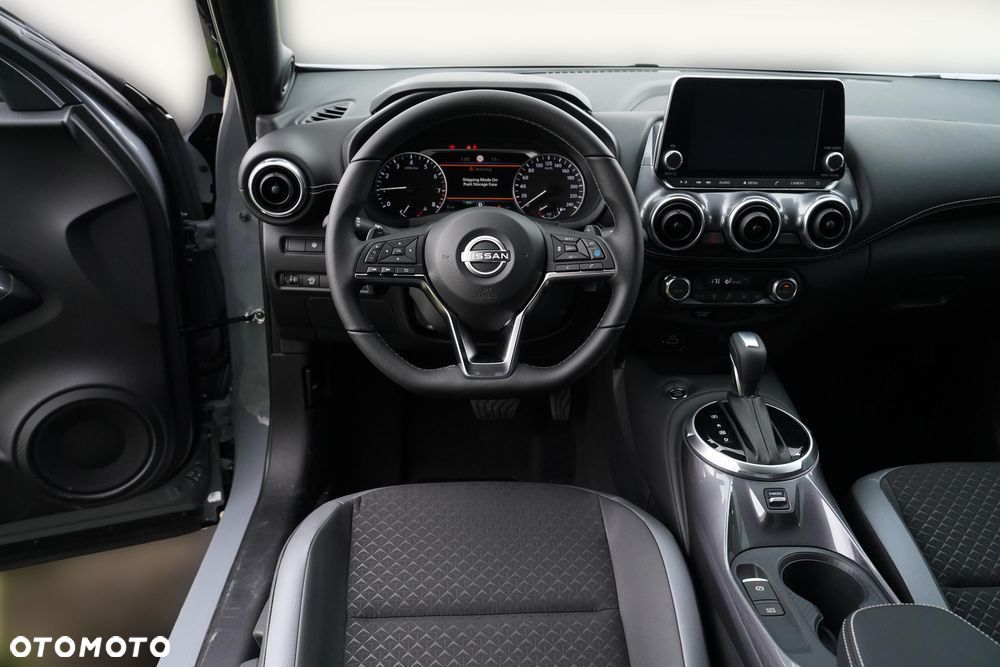 Nissan Juke 1.0 DIG-T Acenta DCT - 25