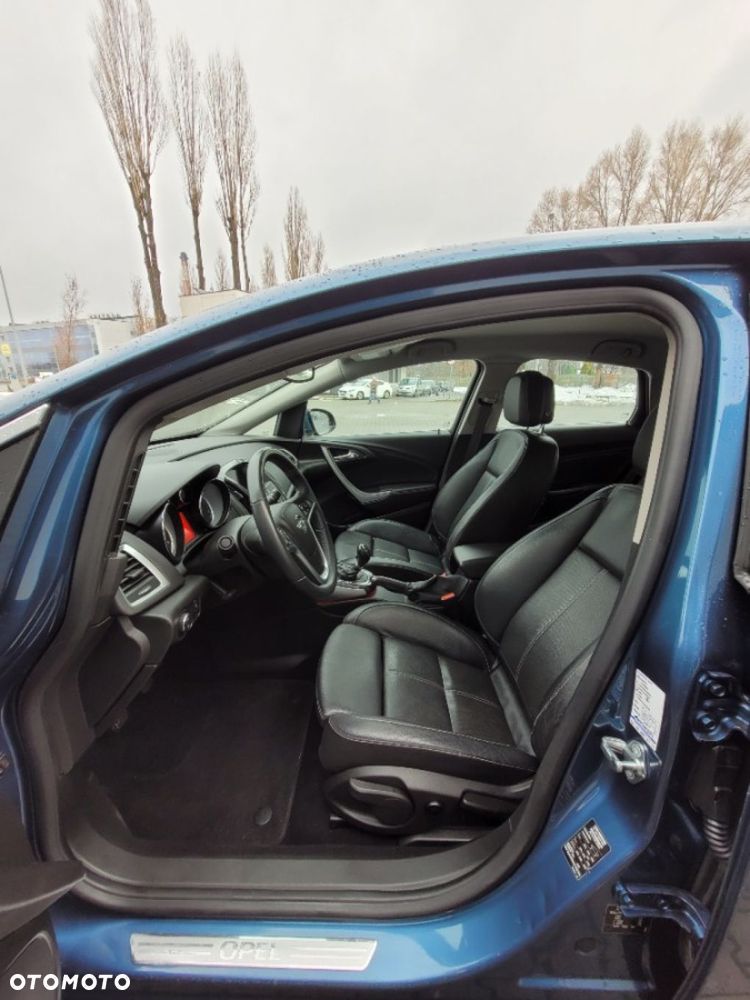 Opel Astra 1.4 Turbo Exklusiv - 13