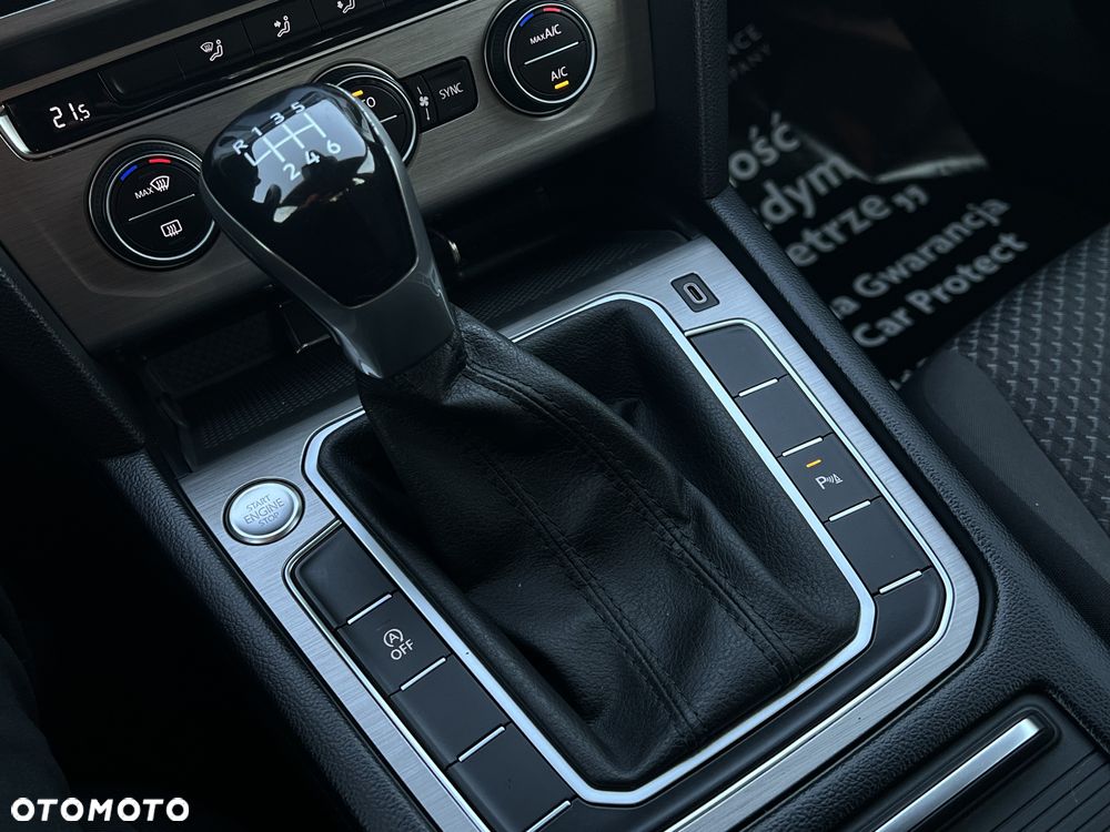 Volkswagen Passat 1.5 TSI EVO Essence - 28