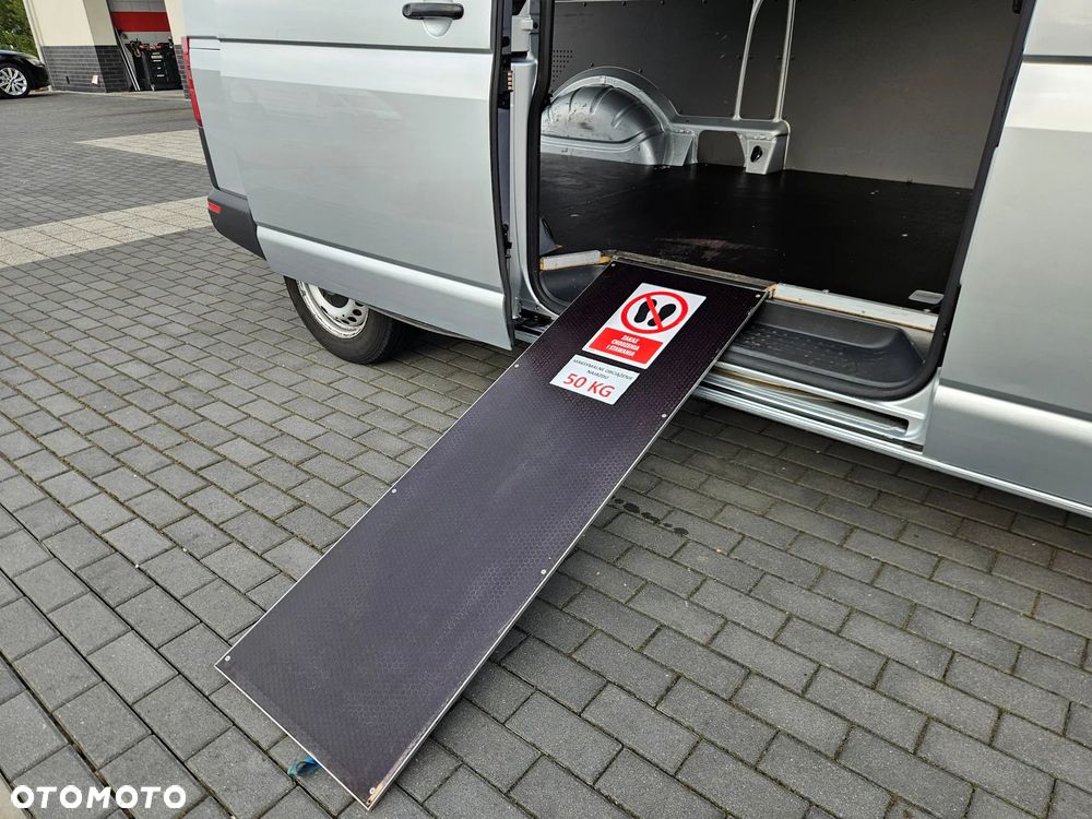 Volkswagen Transporter LONG 2.0TDI - 28