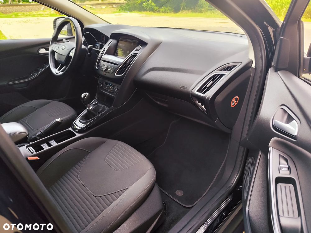 Ford Focus 1.0 EcoBoost Gold X (Edition) - 16