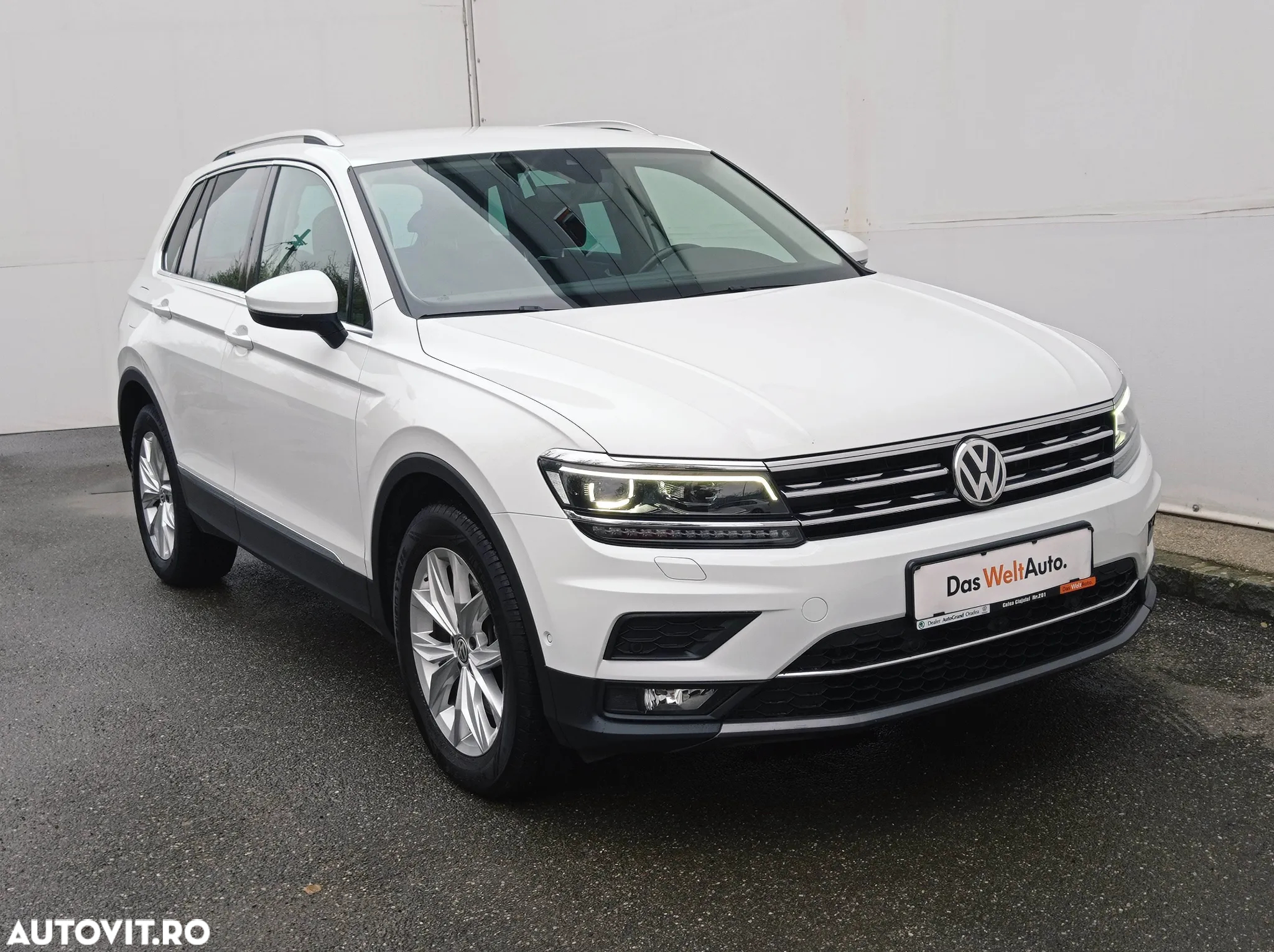 Volkswagen Tiguan 2.0 TSI DSG 4Mot Highline - 6