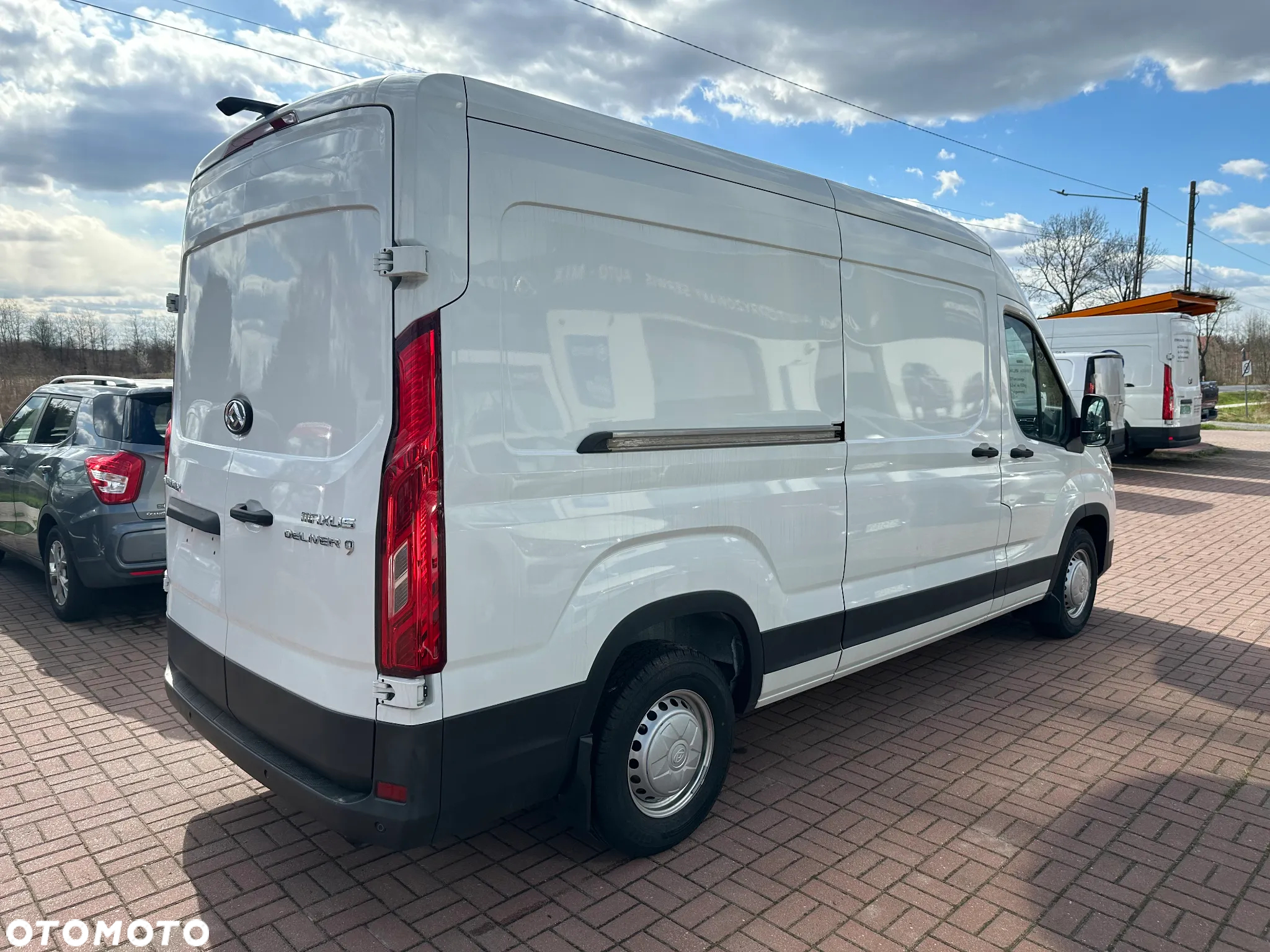 Maxus Deliver 9 - 3