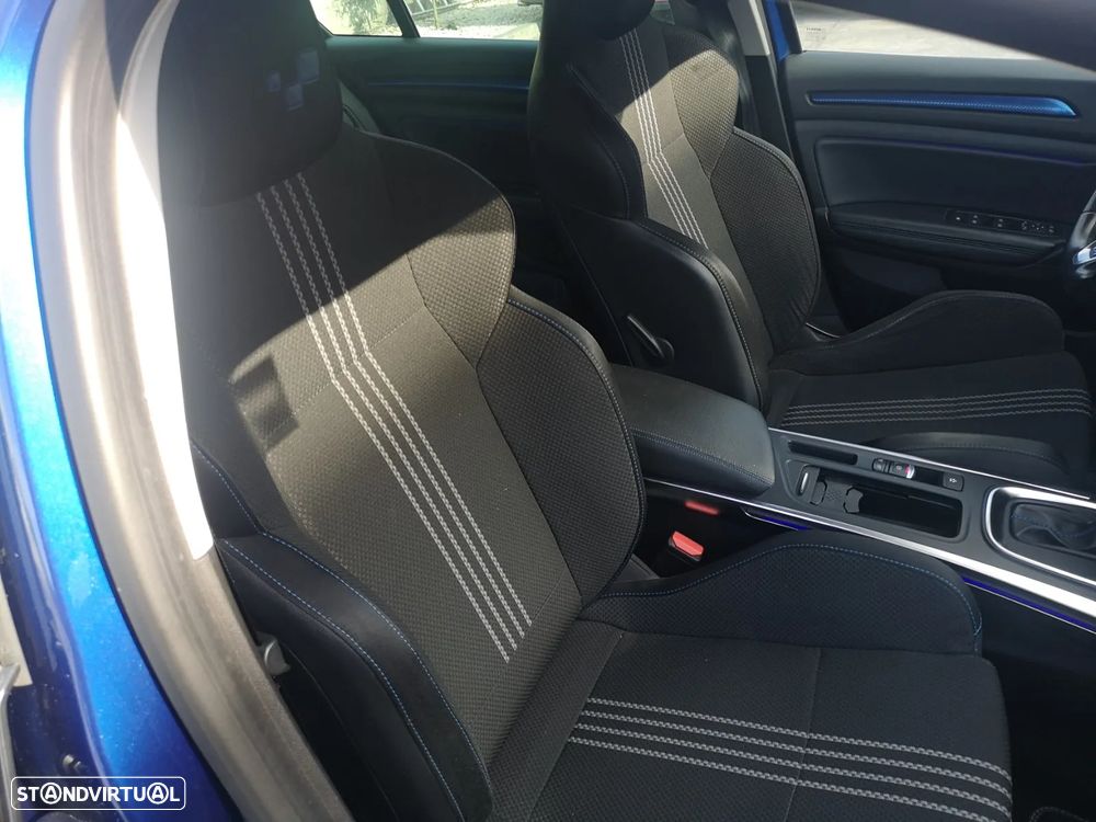 Renault Mégane Sport Tourer 1.6 dCi GT EDC - 9