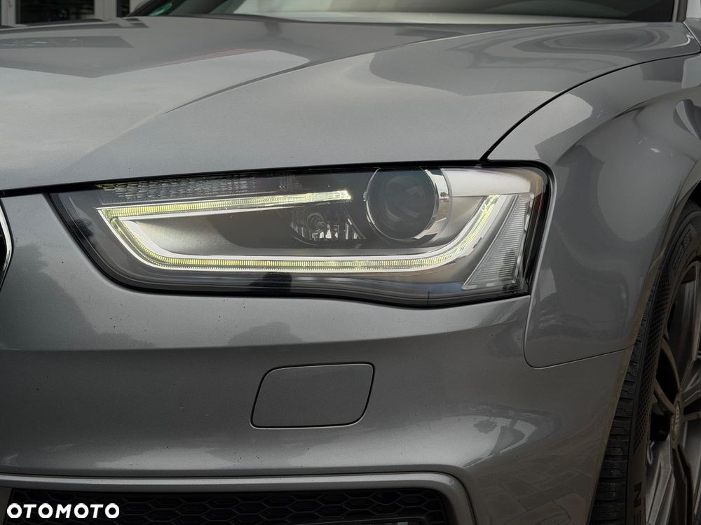 Audi A4 Avant 2.0 TDI Quattro Sport S tronic - 27
