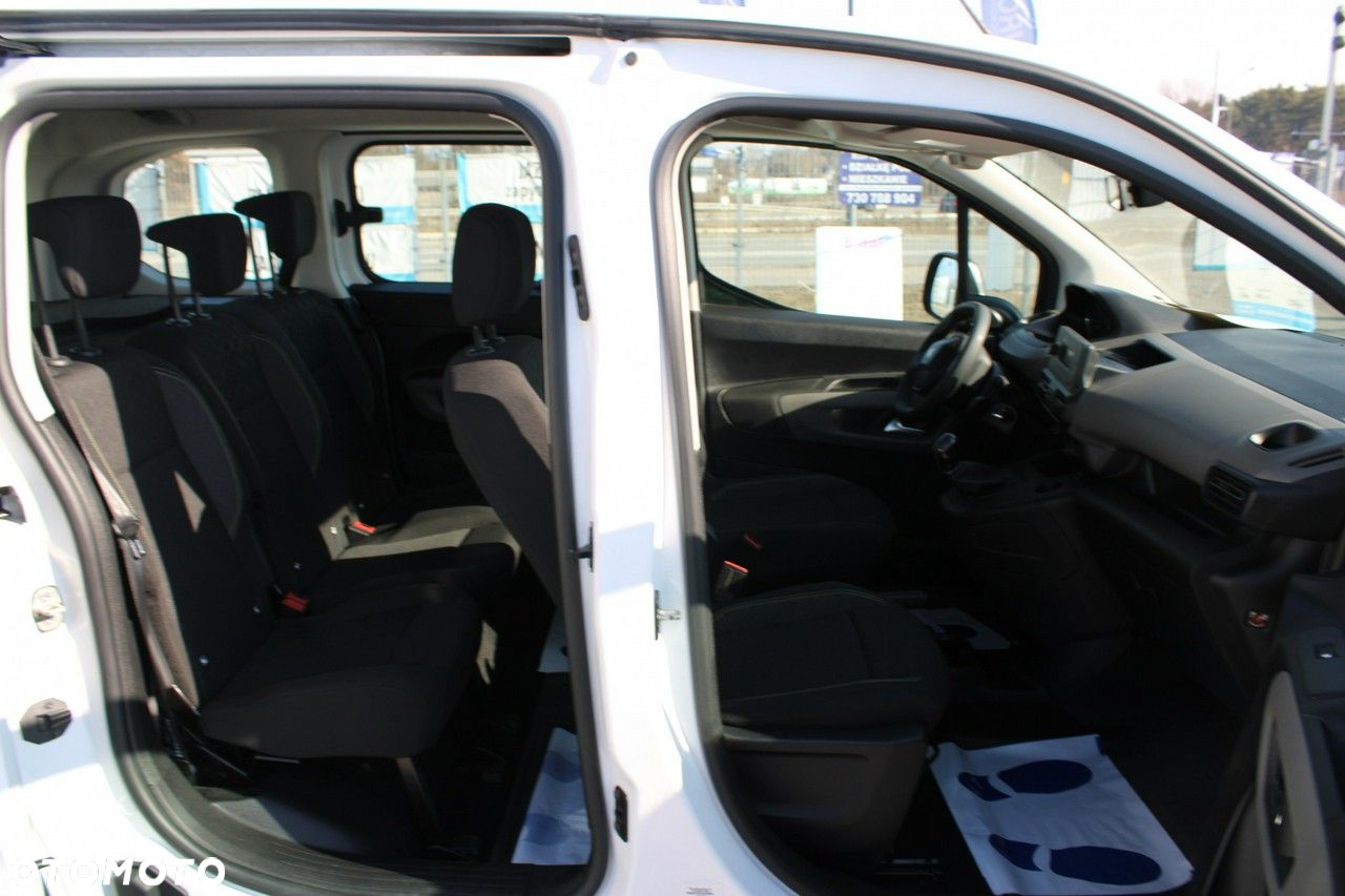 Peugeot Rifter - 24