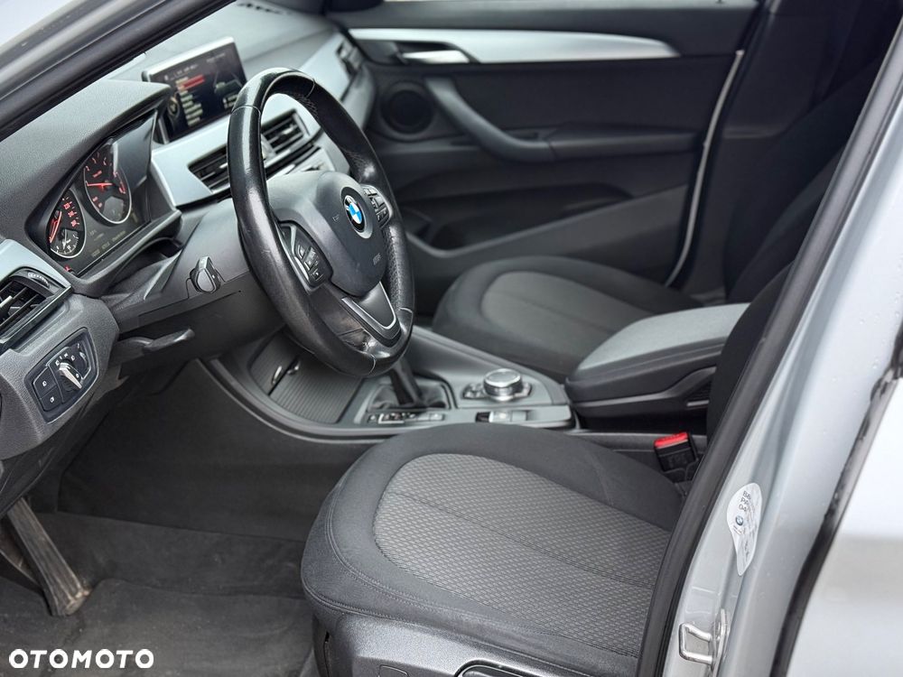 BMW X1 xDrive20d - 28