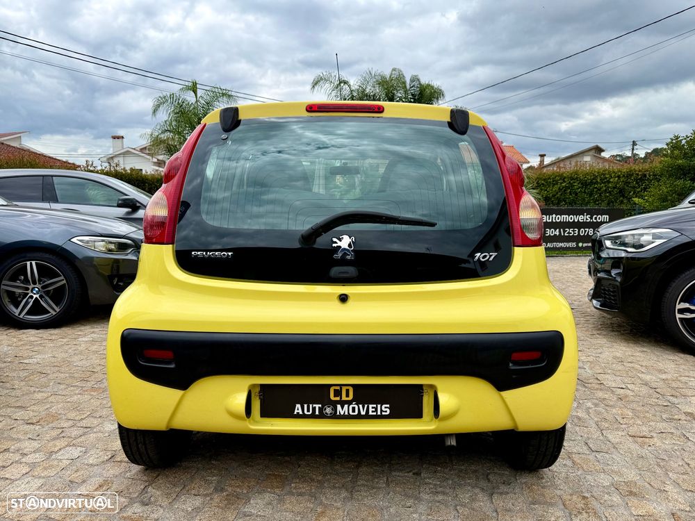 Peugeot 107 1.0 Urban - 18