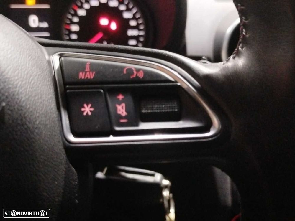 Audi A1 Sportback 1.0 TFSI Design - 11