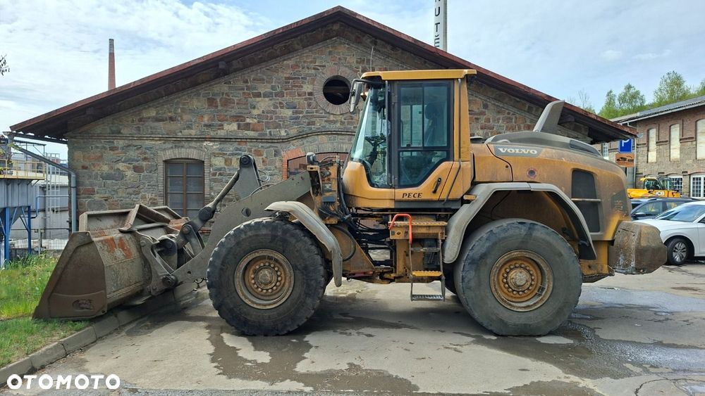 Volvo L 70 H 4X4 - 8