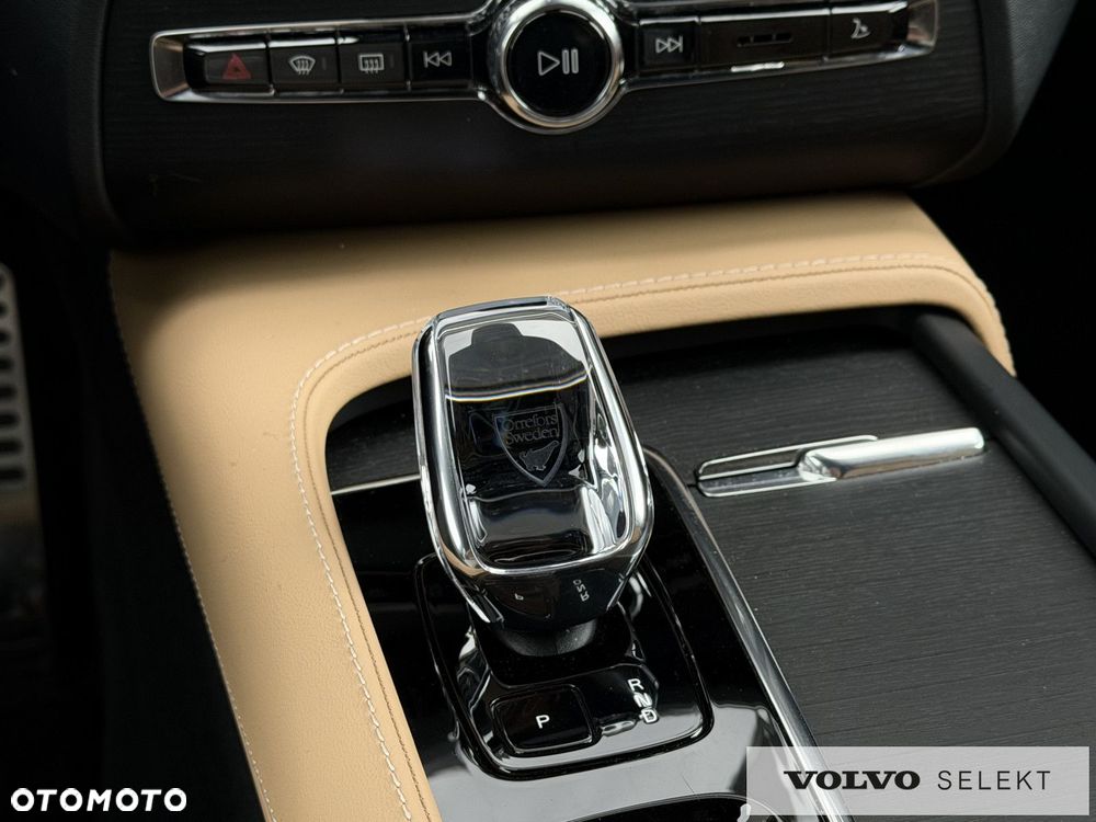 Volvo XC 90 - 28