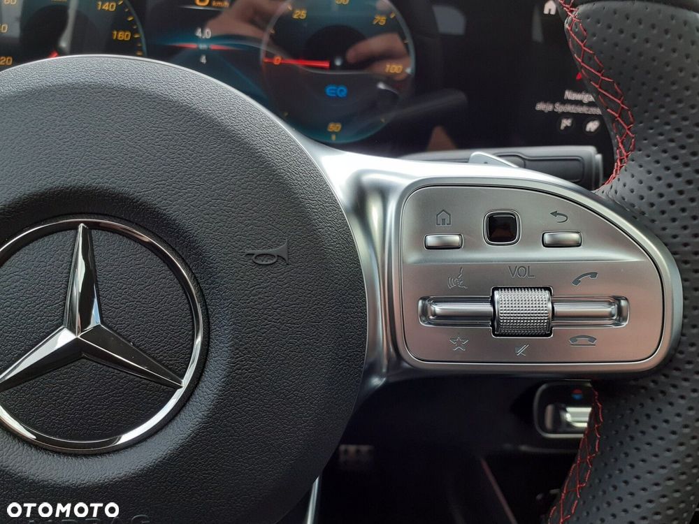Mercedes-Benz EQB - 16