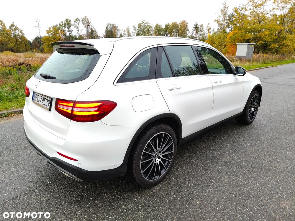 Mercedes-Benz GLC - 14
