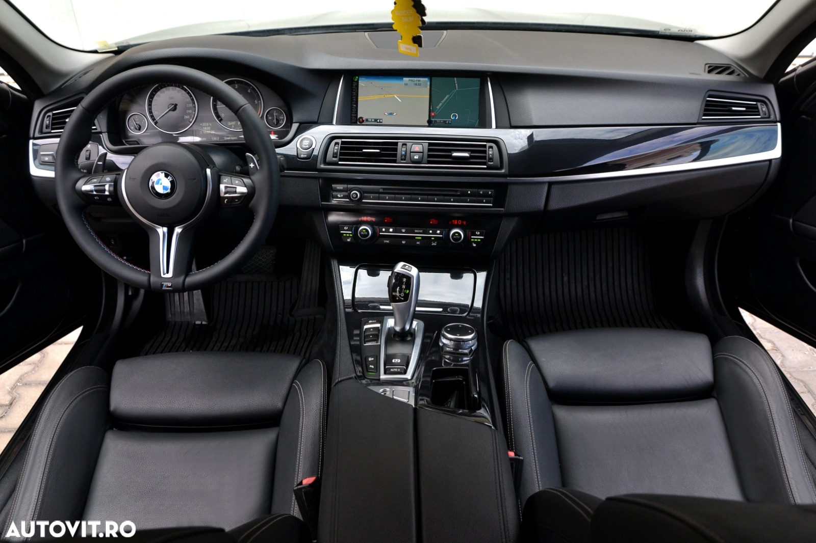 BMW Seria 5 520d xDrive - 5