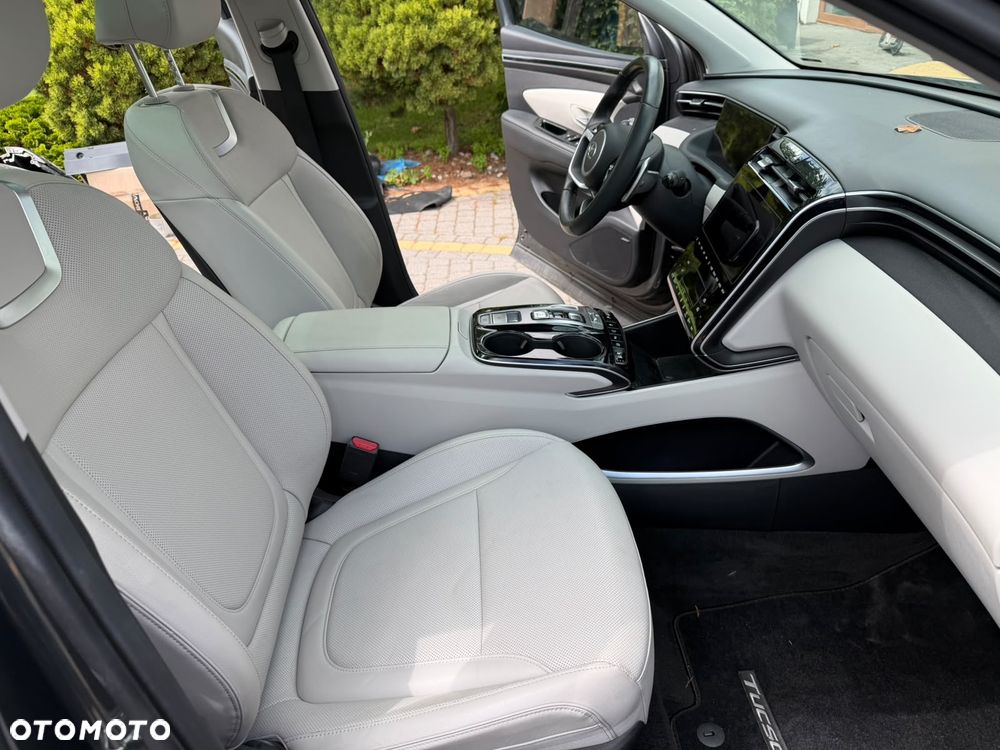 Hyundai Tucson - 16