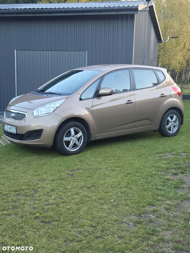 Kia Venga - 3